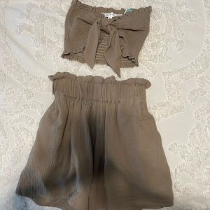 Two piece set